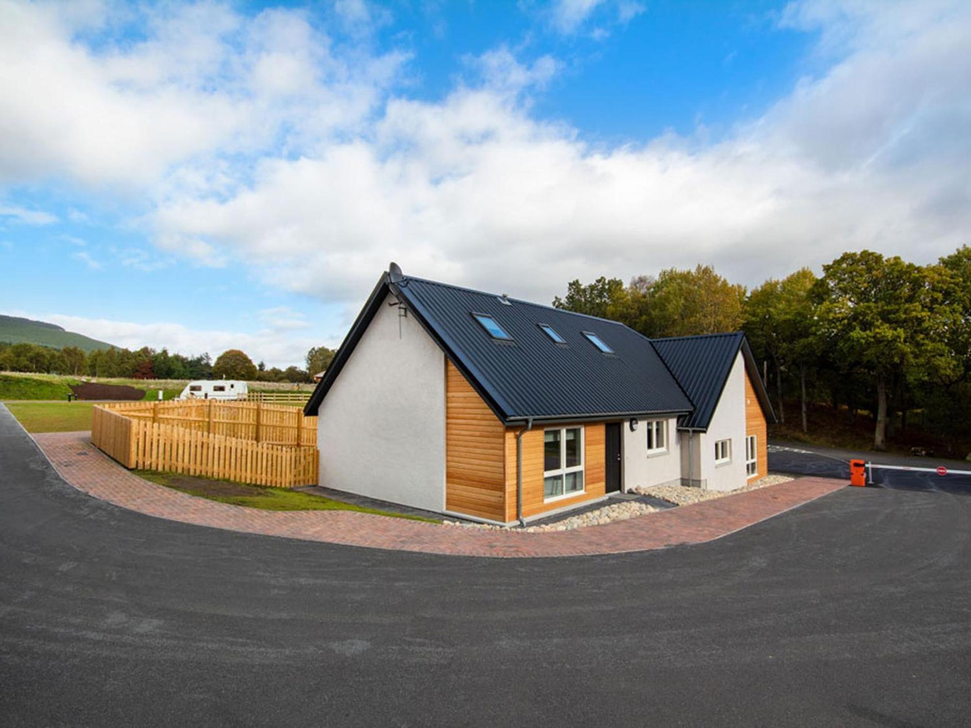 Villa Oakwood Aviemore Esterno foto
